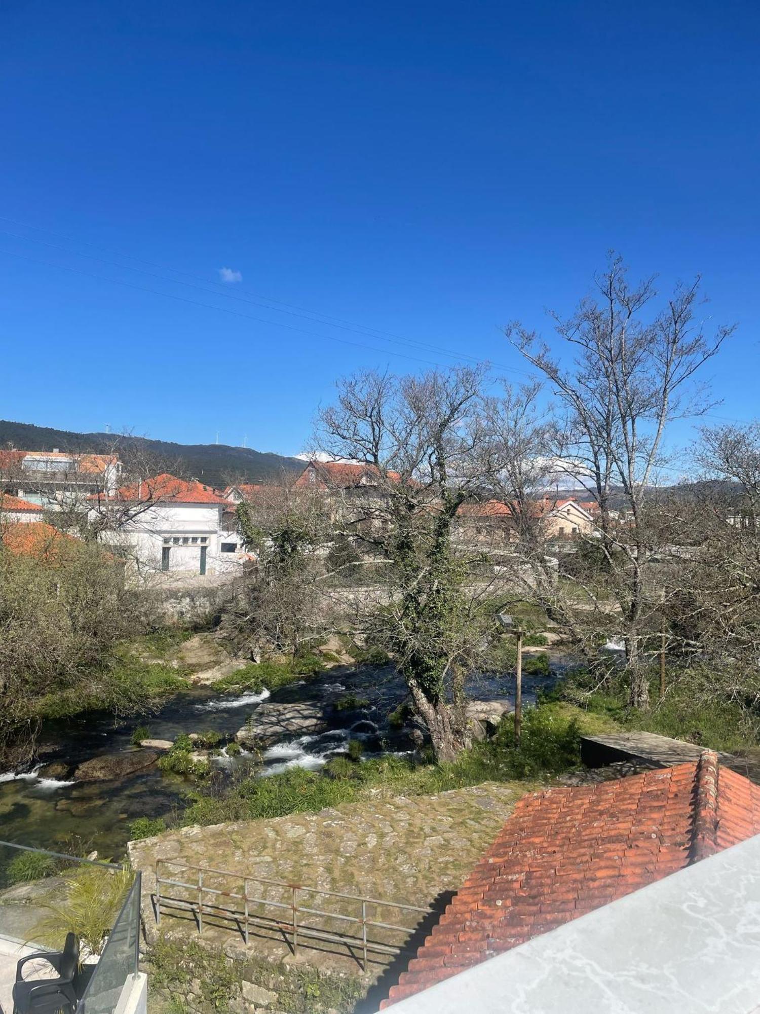 Hotel A Ponte Viana do Castelo Exterior photo